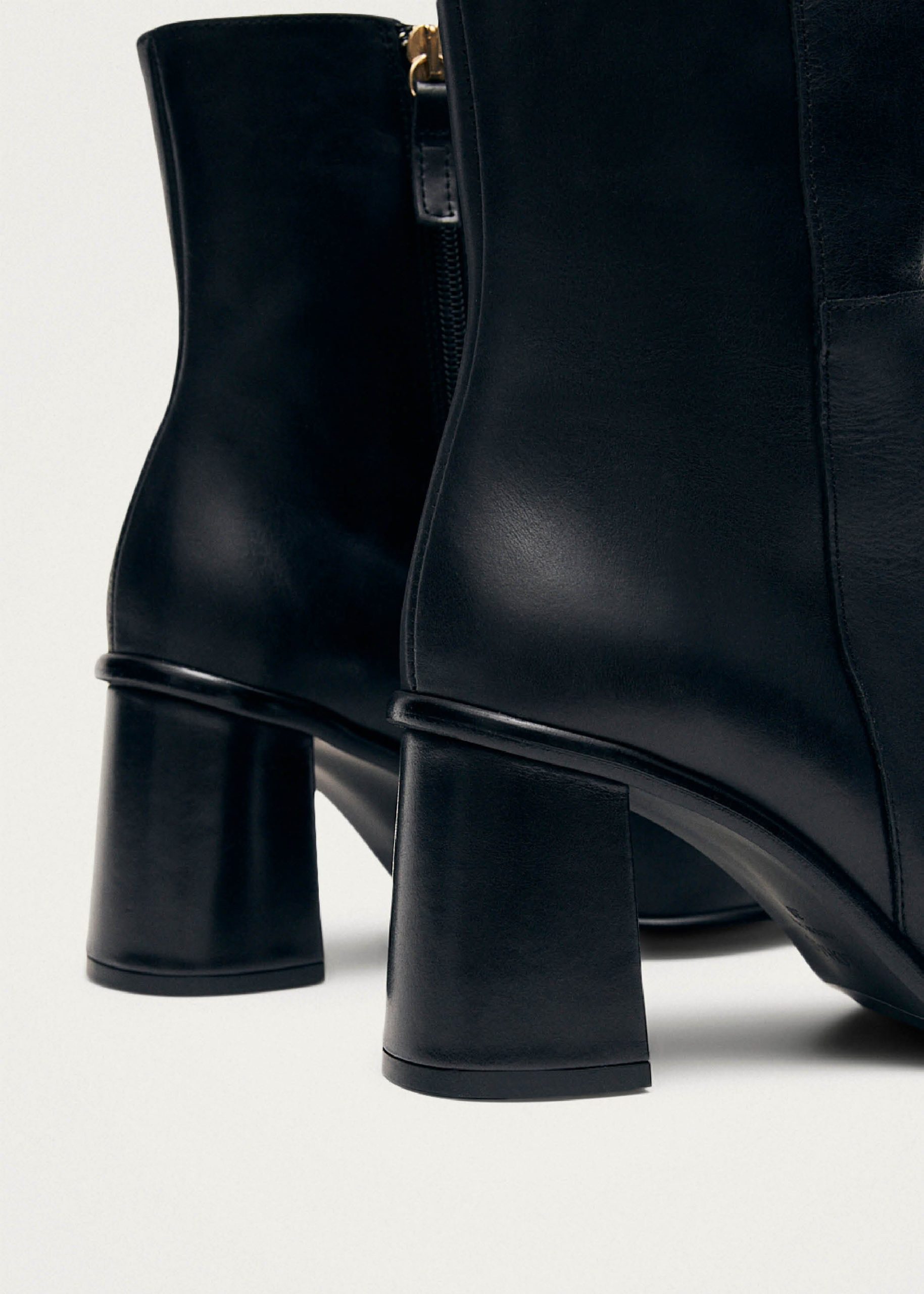 West Vintage Total Black Leather Ankle Boots - Image 6